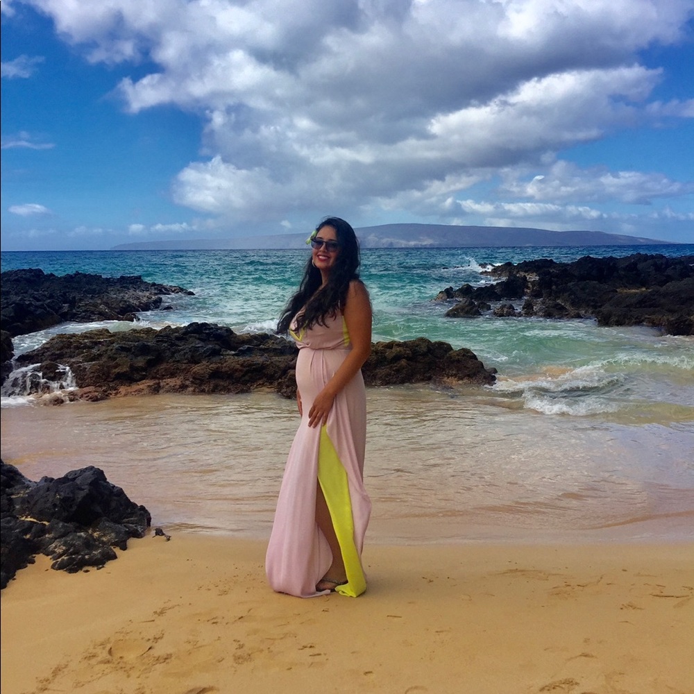 Bcbgmaxazria Pink and neon green dress 👗🔥